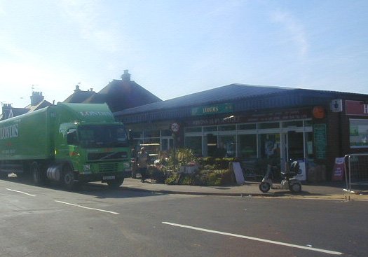 londis.jpg (31175 bytes)